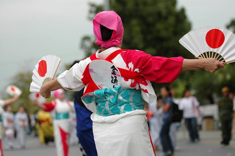 日本4月企业服务物价指数年率自前值2.3%上升至2.8%